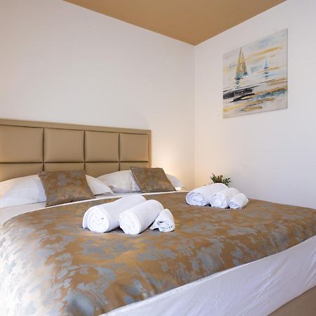 Luxury Rooms Fetivi Split Ngoại thất bức ảnh