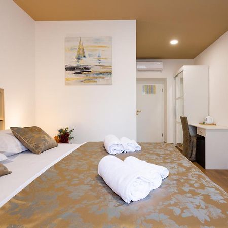 Luxury Rooms Fetivi Split Ngoại thất bức ảnh