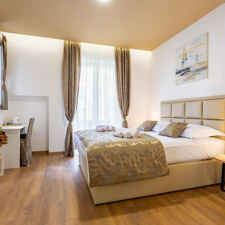 Luxury Rooms Fetivi Split Ngoại thất bức ảnh