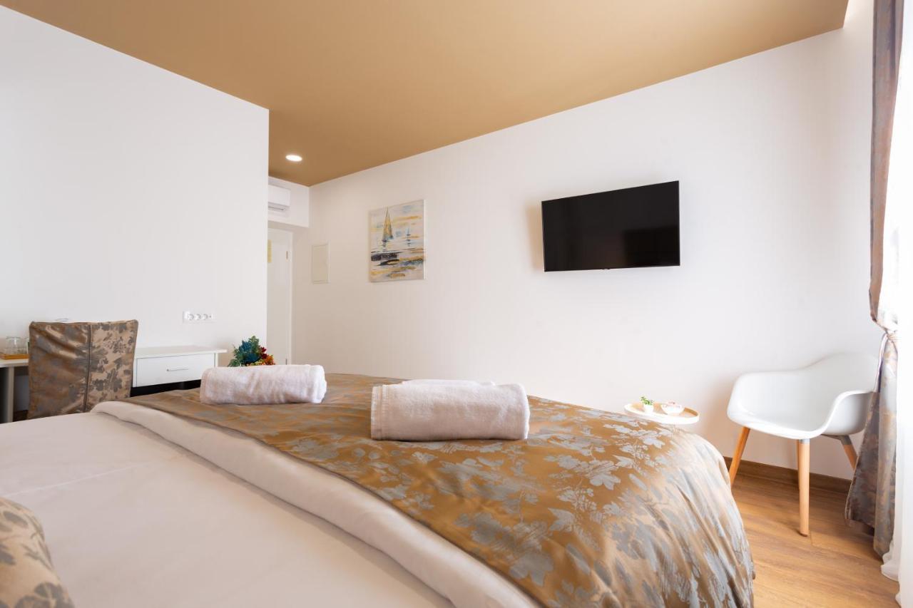 Luxury Rooms Fetivi Split Ngoại thất bức ảnh